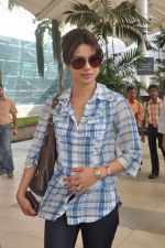 Priyanka Chopra arrive back from Gima Awards in Domestic Airport, Mumbai on 24th Sept 2011 (29).JPG